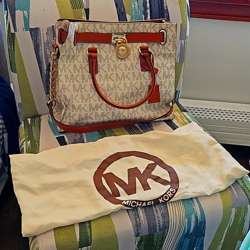 Michael Kors Signature Hamilton Bag